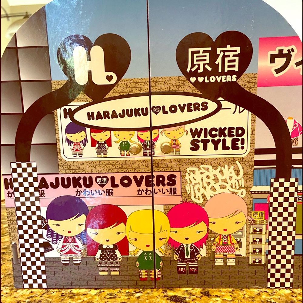 Harajuku Lover’s collectibles